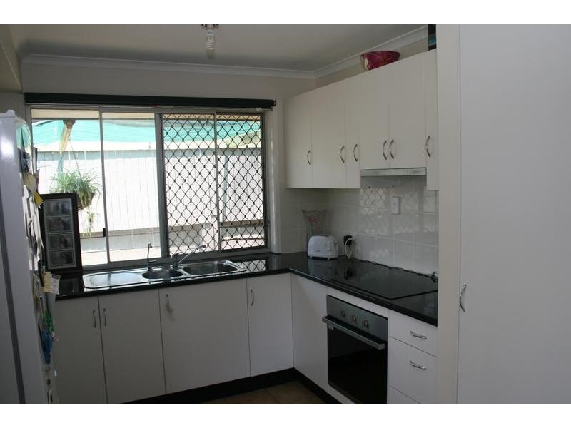 9 Algol St, Regents Park QLD 4118