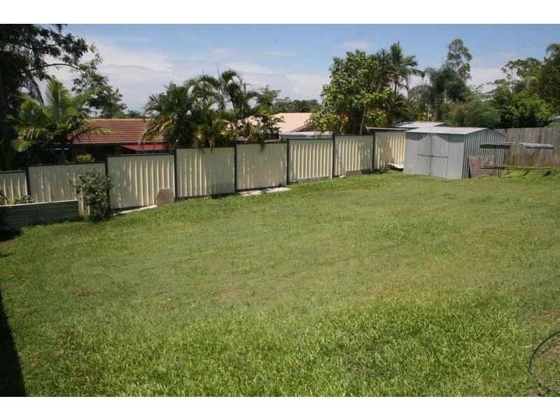 9 Algol St, Regents Park QLD 4118