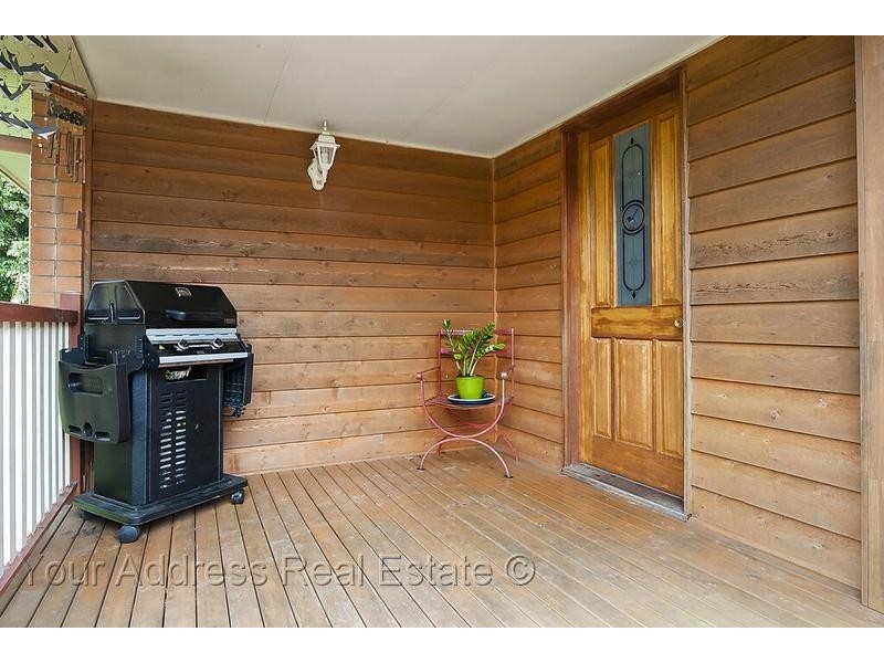 18 Modillion St, Woodridge QLD 4114