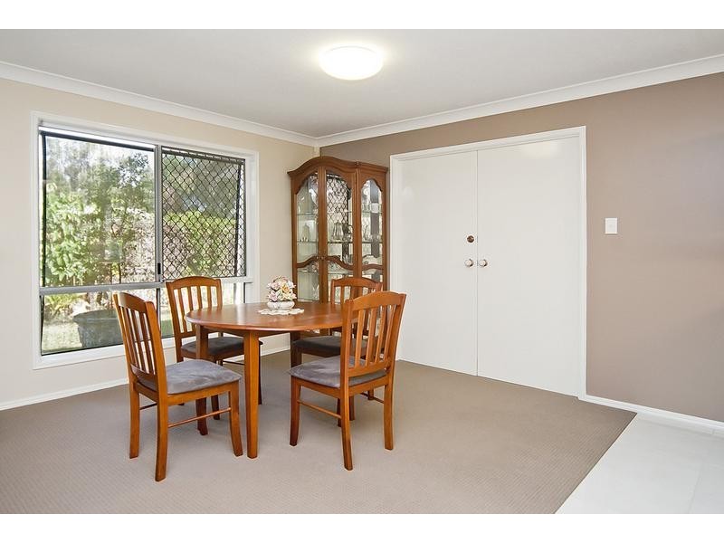 25 Arbour Way, Regents Park QLD 4118