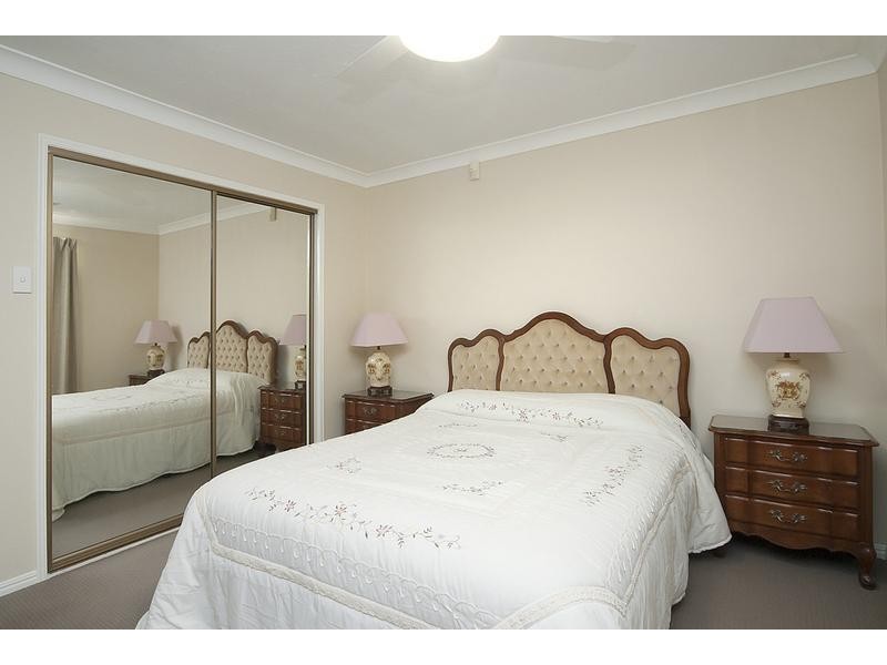 25 Arbour Way, Regents Park QLD 4118
