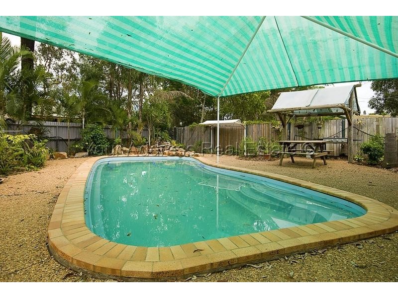 25 Arbour Way, Regents Park QLD 4118