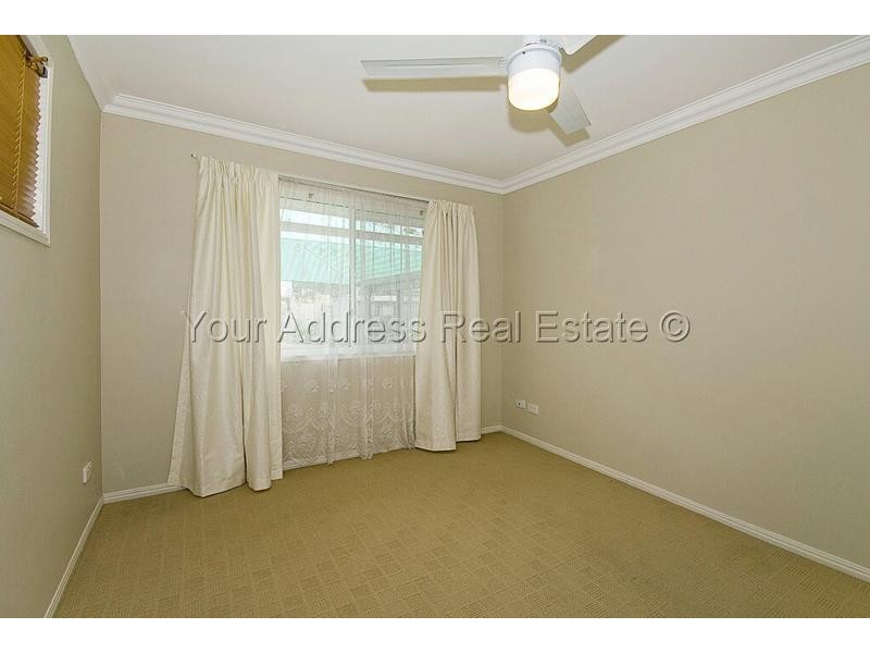 25 Arbour Way, Regents Park QLD 4118