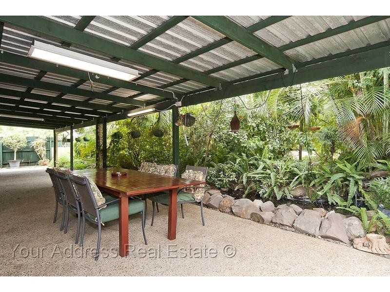 7 Watling St, Hillcrest QLD 4118