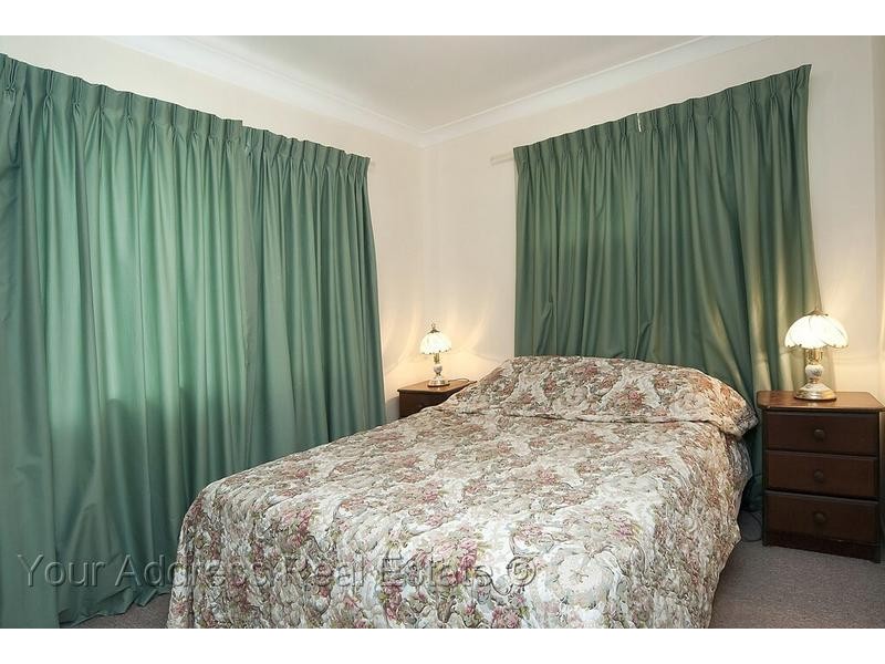 7 Watling St, Hillcrest QLD 4118