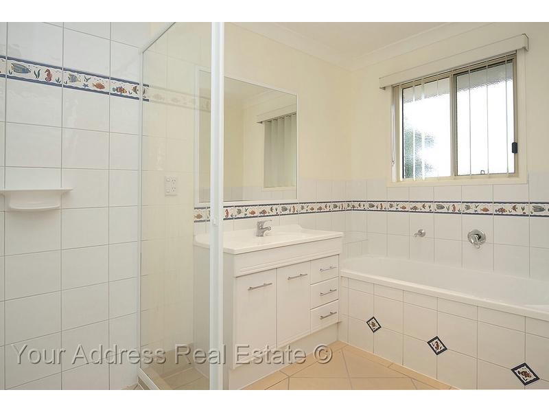 32 Brown Beech Crescent, Jimboomba QLD 4280