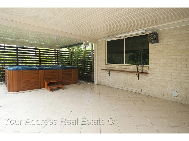 32 Brown Beech Crescent, Jimboomba QLD 4280
