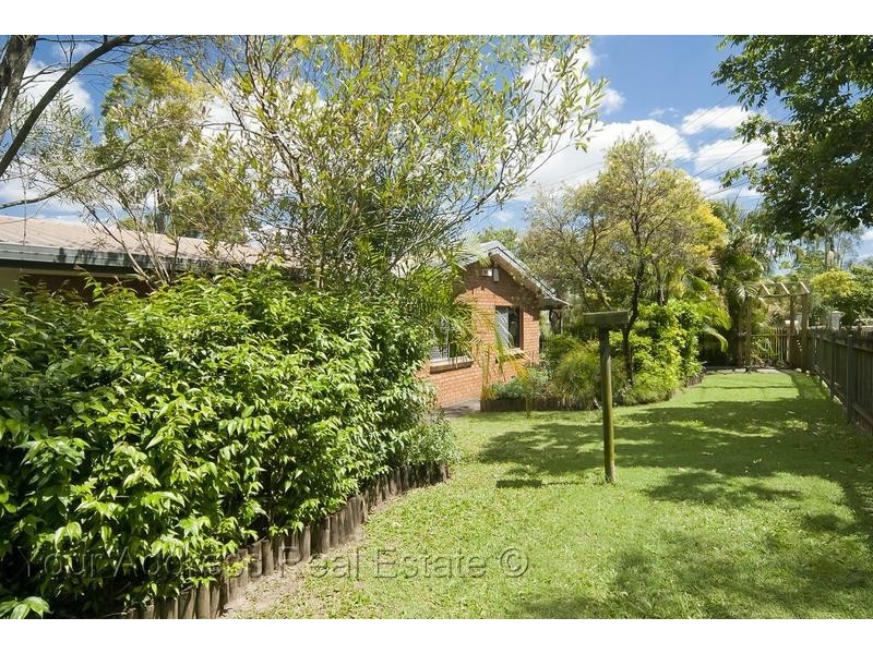 1 Bushlark Street, Crestmead QLD 4132