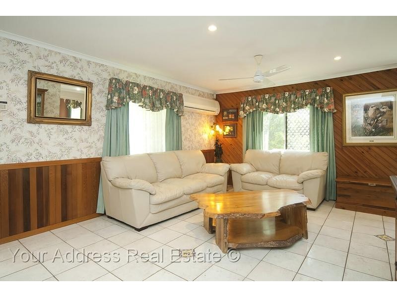 1 Bushlark Street, Crestmead QLD 4132
