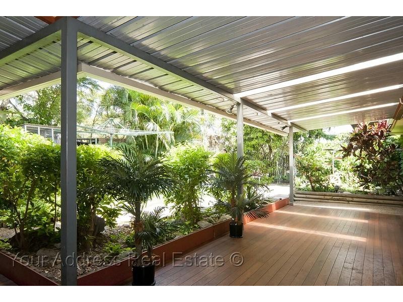 1 Bushlark Street, Crestmead QLD 4132