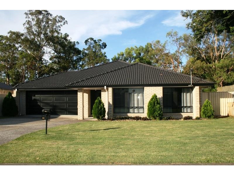 34 St Johns Way, Boronia Heights QLD 4124