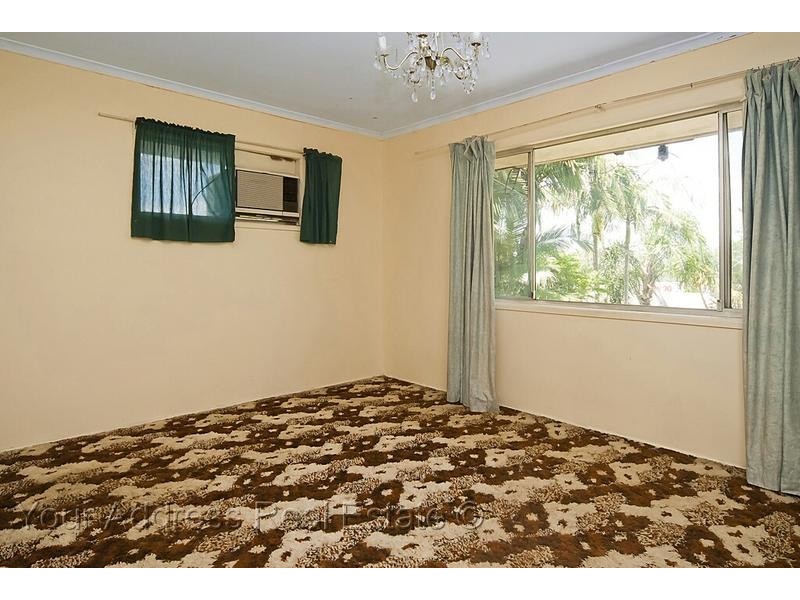 8 Bank Street, Browns Plains QLD 4118