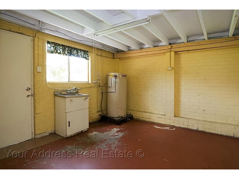 8 Bank Street, Browns Plains QLD 4118