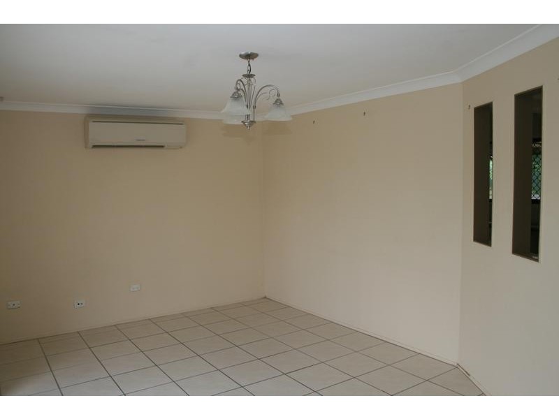 31 Vergulde Street, Regents Park QLD 4118