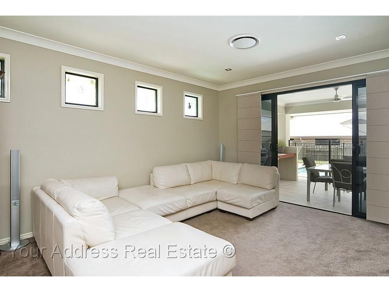 133 Wallum Drive, Parkinson QLD 4115