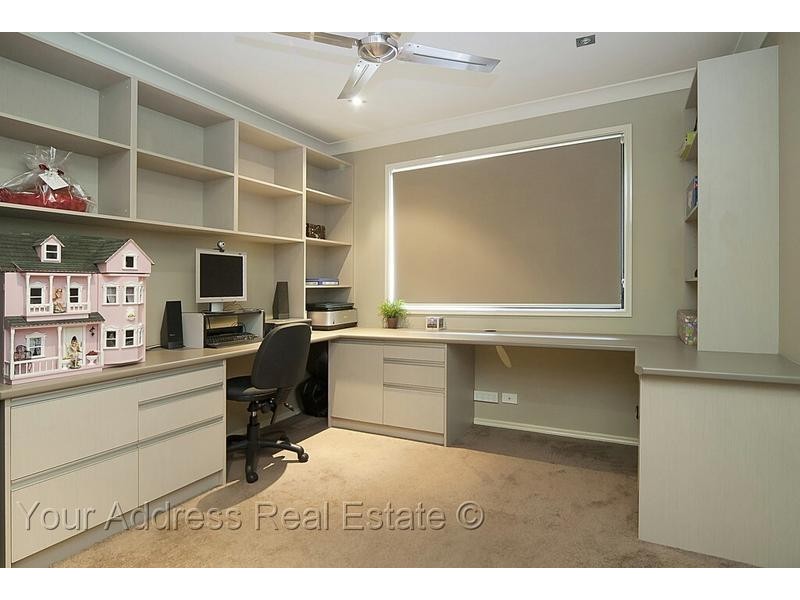 133 Wallum Drive, Parkinson QLD 4115