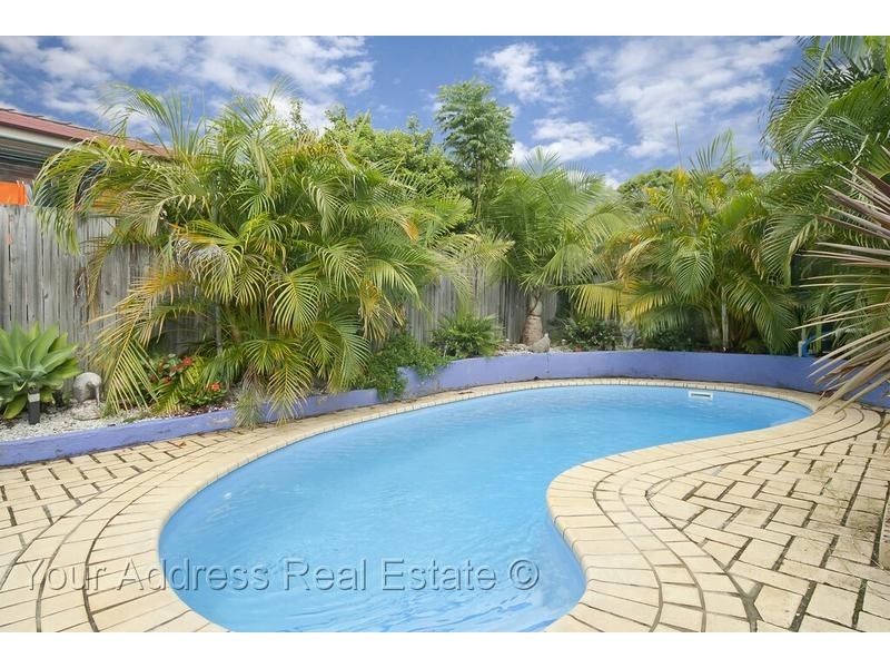 76 Solandra Circuit, Regents Park QLD 4118