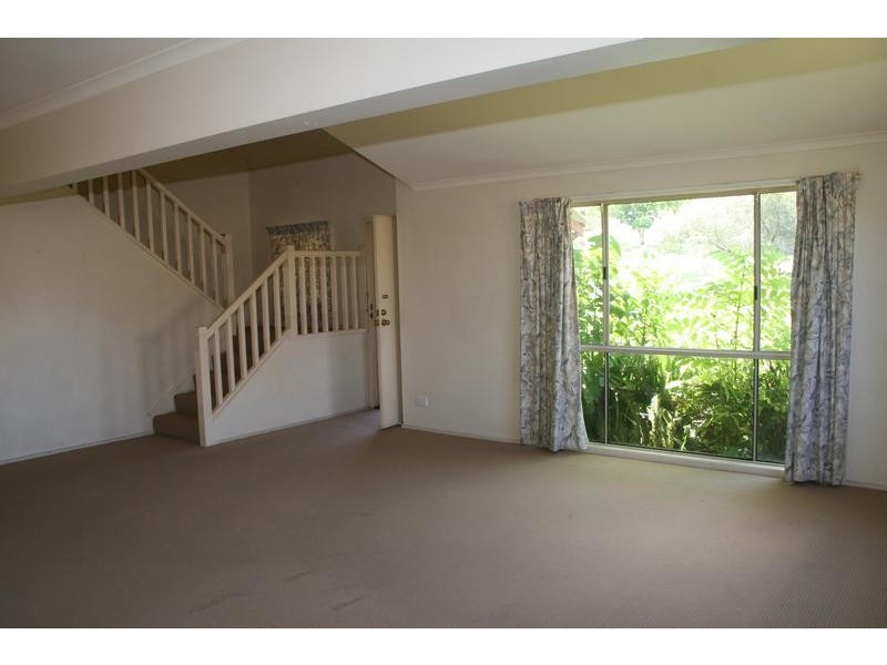 6 Cocas Street, Regents Park QLD 4118