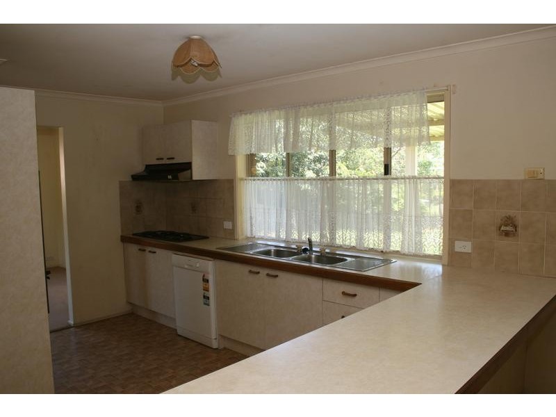 6 Cocas Street, Regents Park QLD 4118