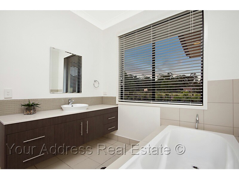 16 Cooingie View Road, Logan Village QLD 4207