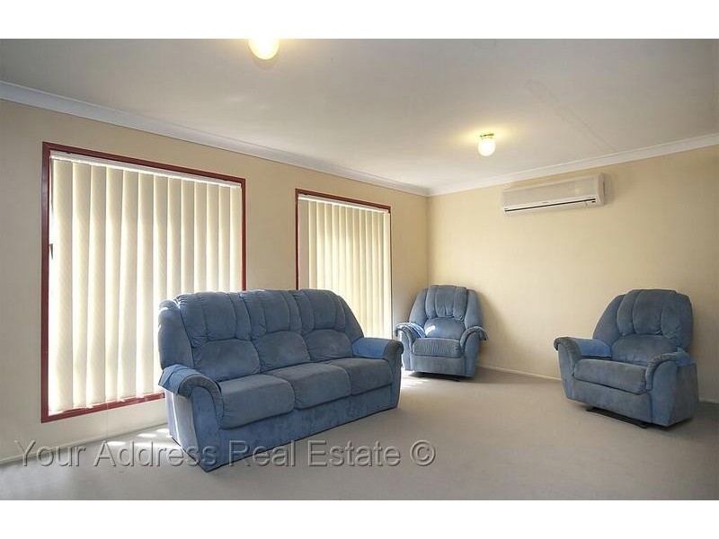 1 Westwood Drive, Hillcrest QLD 4118