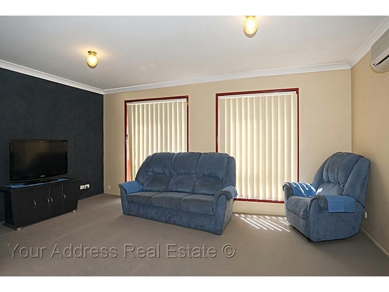 1 Westwood Drive, Hillcrest QLD 4118