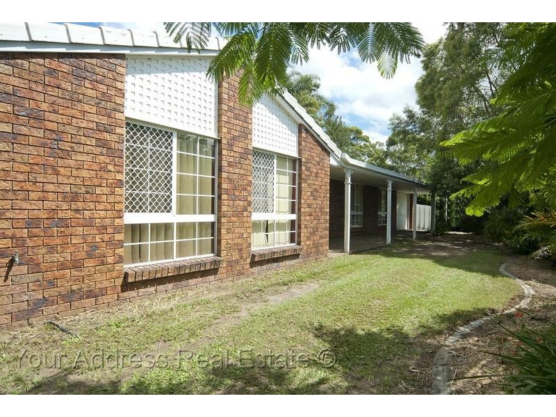 1 Westwood Drive, Hillcrest QLD 4118