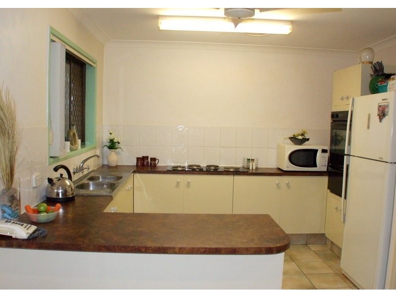 24 Antlia Street, Regents Park QLD 4118