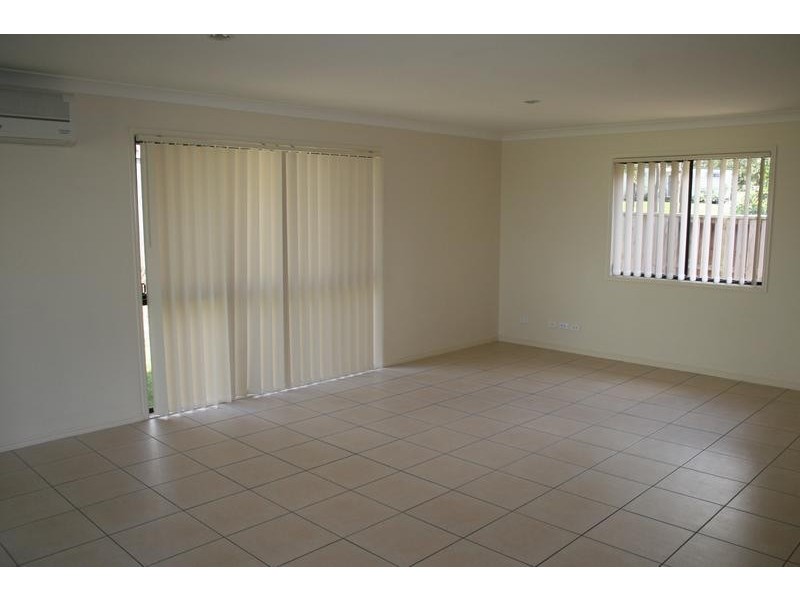 9 Amaray Drive, Upper Coomera QLD 4209