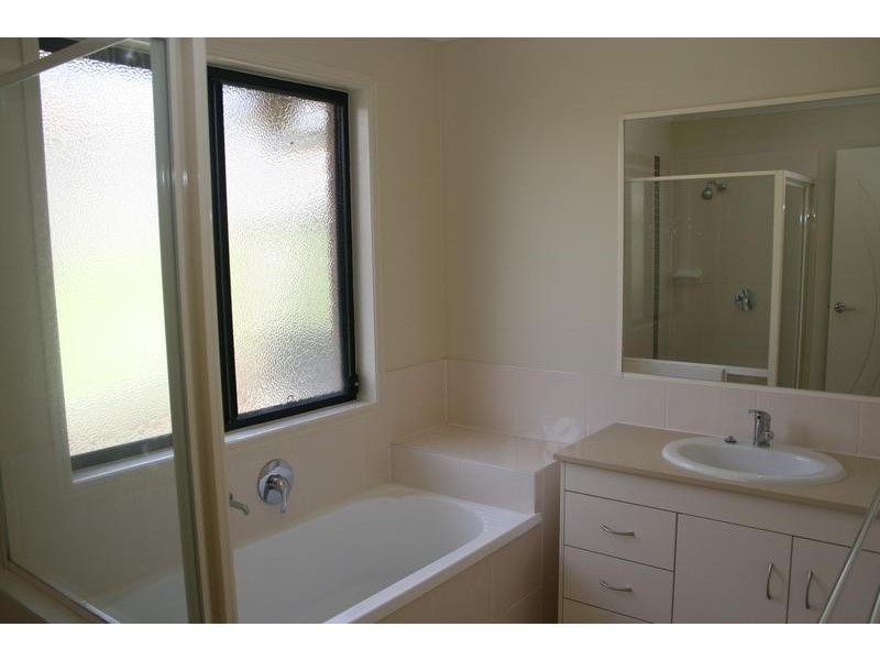 9 Amaray Drive, Upper Coomera QLD 4209