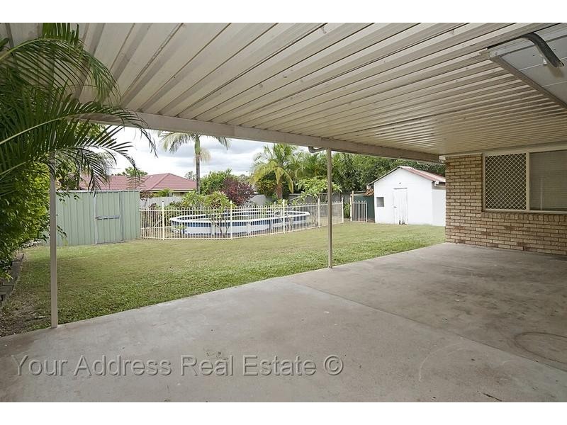 6 Cougers Court, Regents Park QLD 4118
