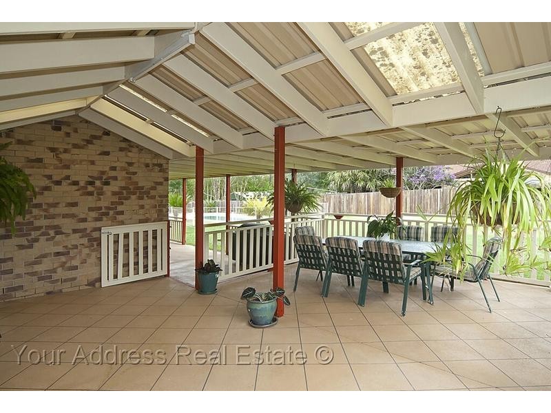 1 Ghostgum Court, Park Ridge QLD 4125