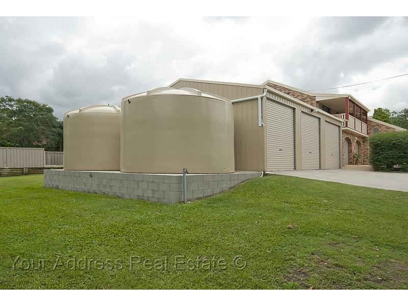 1 Ghostgum Court, Park Ridge QLD 4125