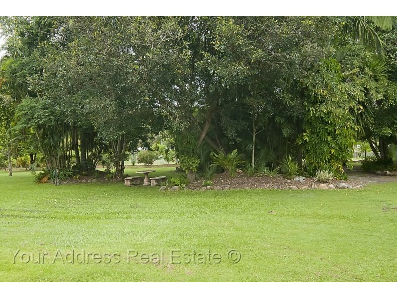 1 Ghostgum Court, Park Ridge QLD 4125