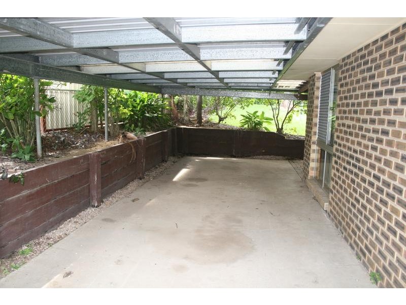 32 Dracon Street, Regents Park QLD 4118