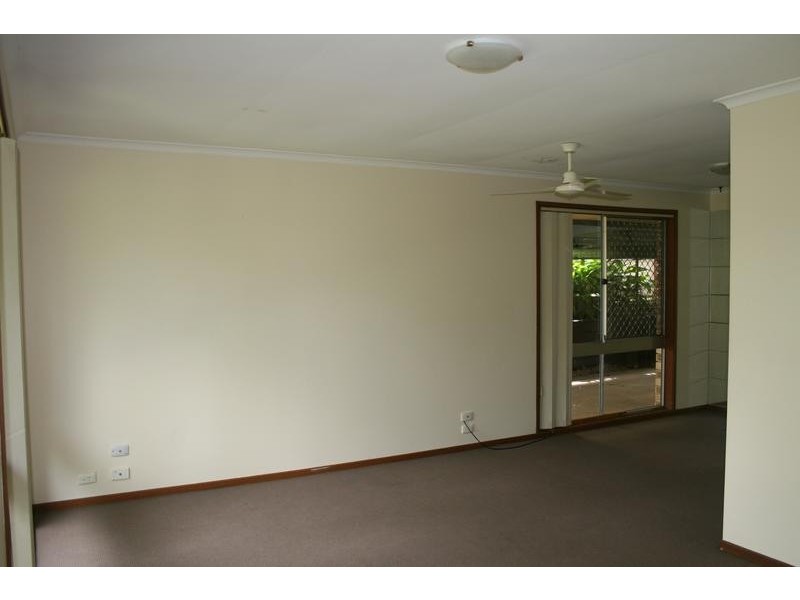 32 Dracon Street, Regents Park QLD 4118