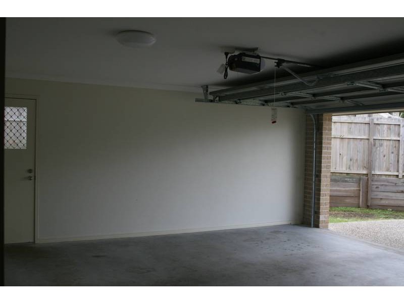 9 Zoe Place, Hillcrest QLD 4118