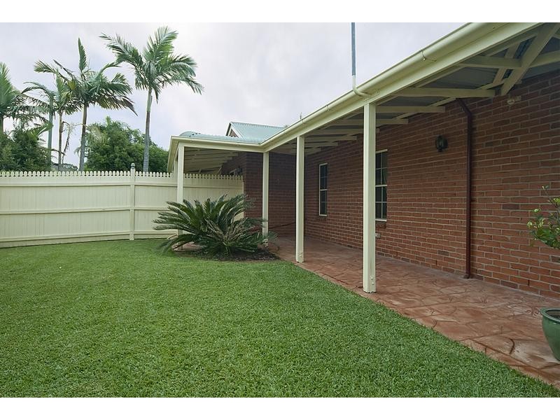 1 Folium Court, Regents Park QLD 4118
