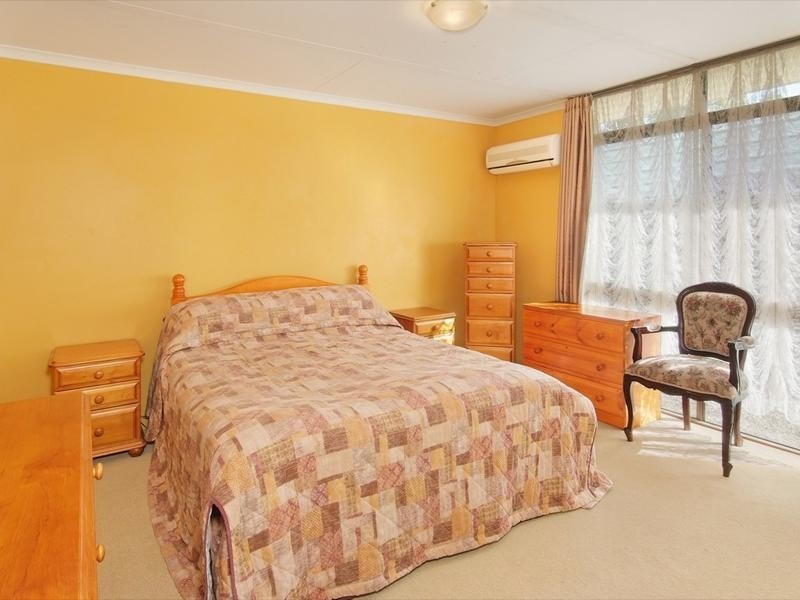 252 Browns Plains Rd, Browns Plains QLD 4118