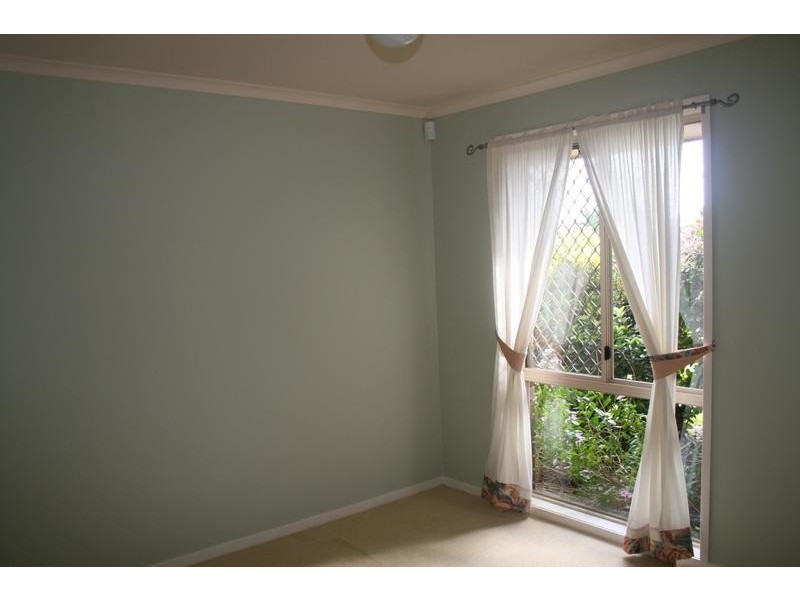 32 Gumview Close, Regents Park QLD 4118