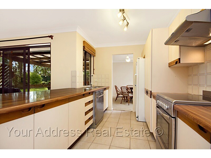 35 Volant Street, Regents Park QLD 4118