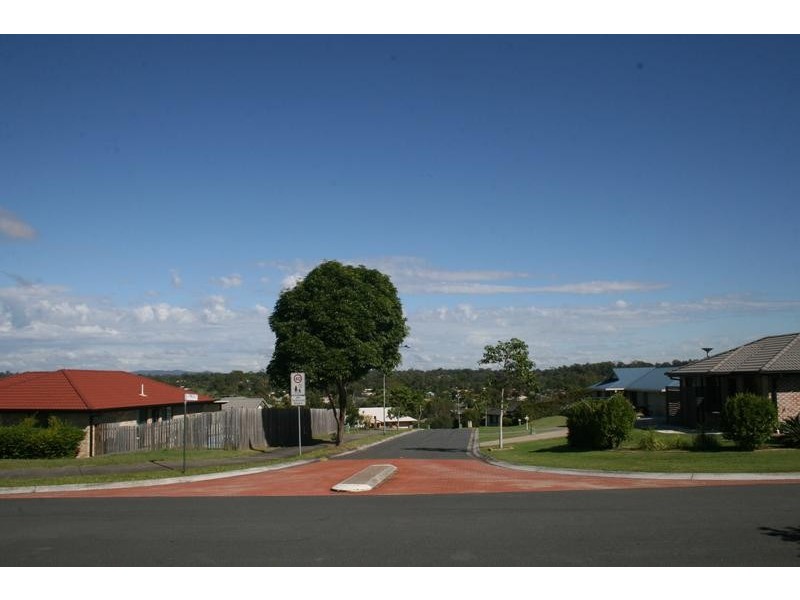 8 Hedera Street, Regents Park QLD 4118