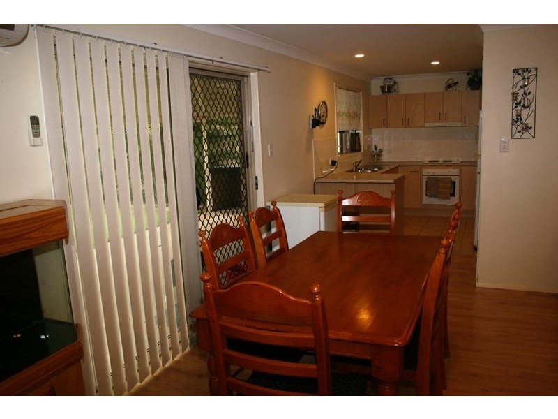 8 Hedera Street, Regents Park QLD 4118