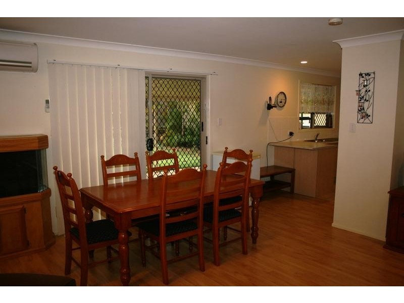 8 Hedera Street, Regents Park QLD 4118