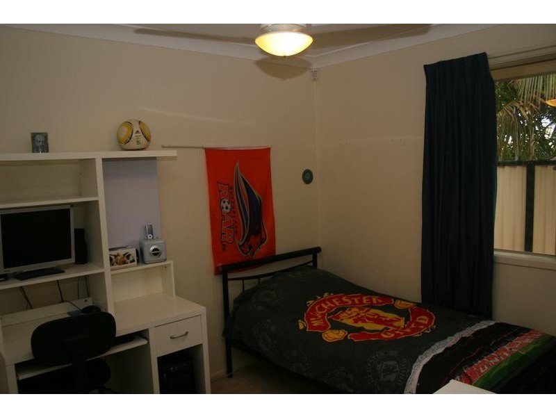 8 Hedera Street, Regents Park QLD 4118