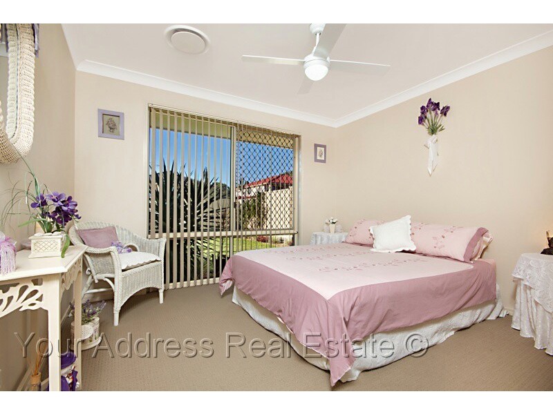5 Cornell Close, Regents Park QLD 4118