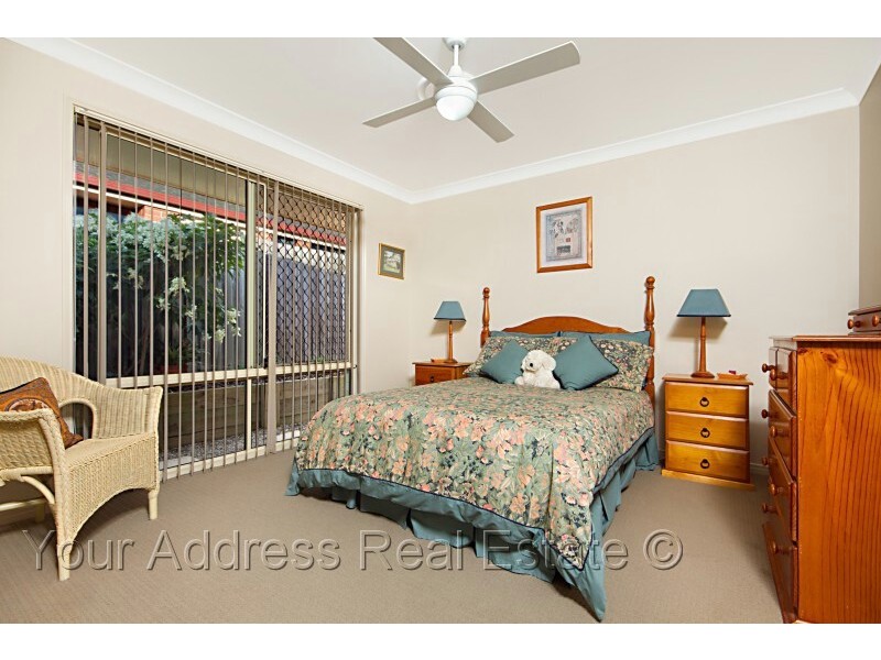 5 Cornell Close, Regents Park QLD 4118
