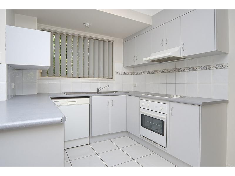 18/138 Golden Avenue, Calamvale QLD 4116