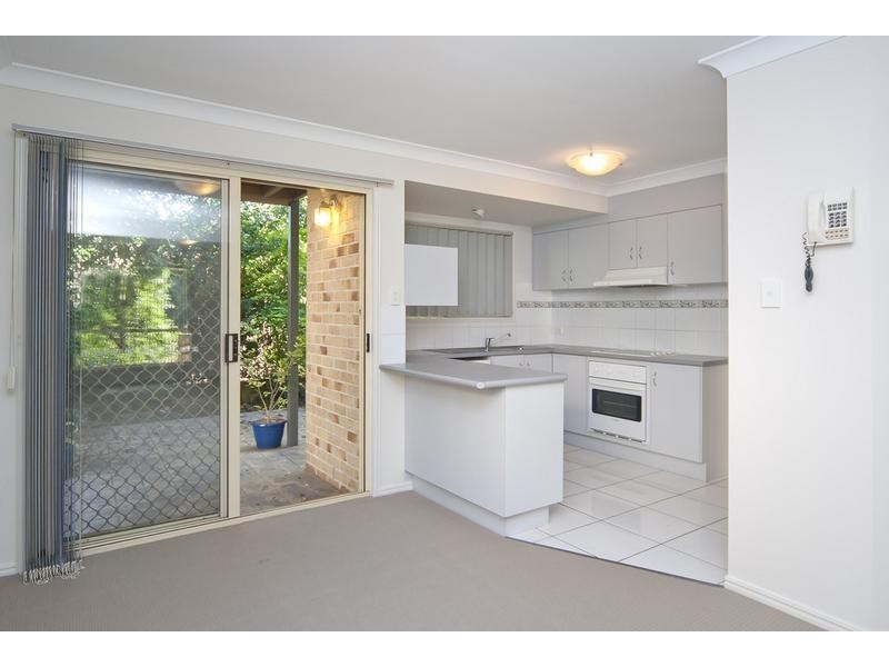 18/138 Golden Avenue, Calamvale QLD 4116