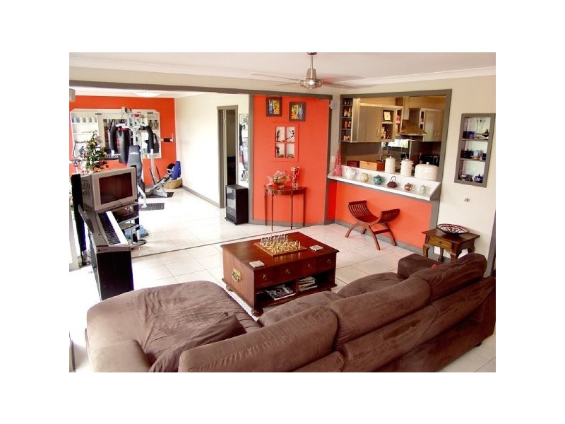 18 Algol Street, Regents Park QLD 4118
